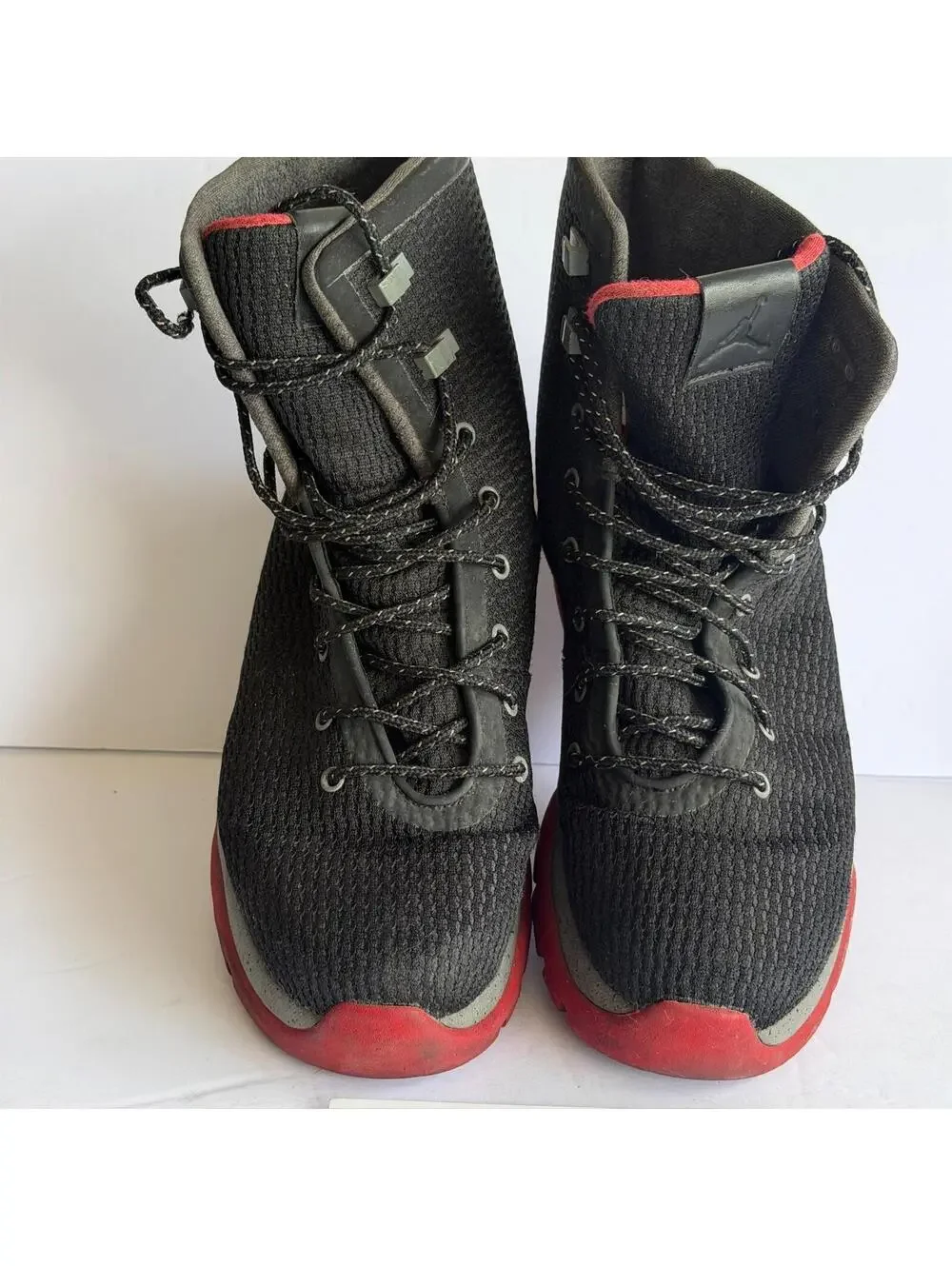 Jordan AJ1 Utility Boot Men's Size 10.5 Waterproof eVent LunarLon Black Red‎